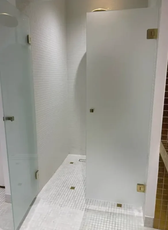 spa versaille - portes de douches - miroiterie perucca